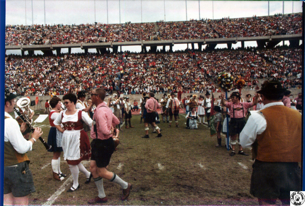 1977 11 05 13 NCSU vs Penn St game.jpg